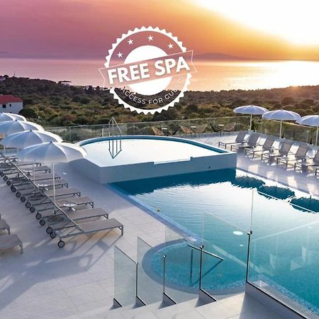 Hotel In Excelsis نوفاليا المظهر الخارجي الصورة