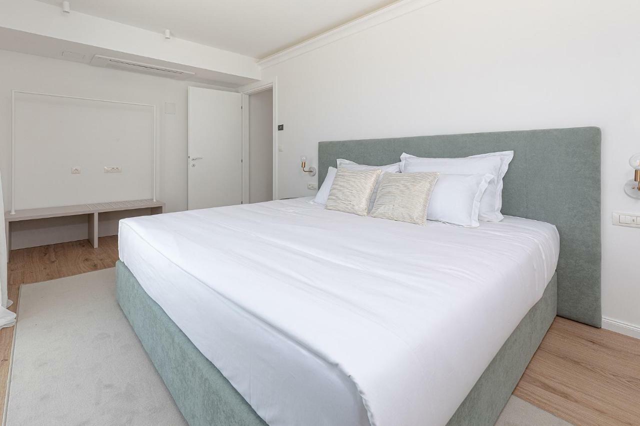 Hotel In Excelsis نوفاليا المظهر الخارجي الصورة